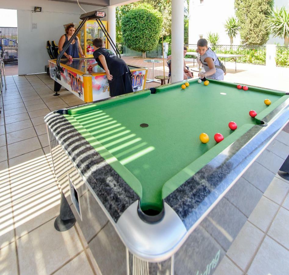 Paramount Hotel Apartments Protaras Exterior photo