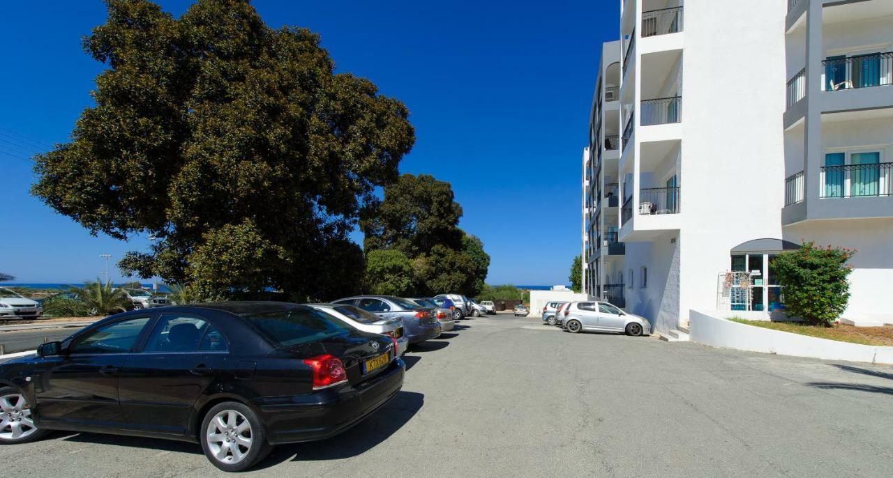 Paramount Hotel Apartments Protaras Exterior photo