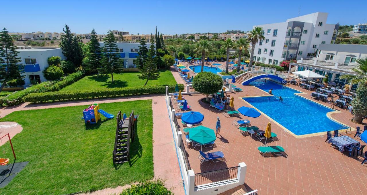 Paramount Hotel Apartments Protaras Exterior photo