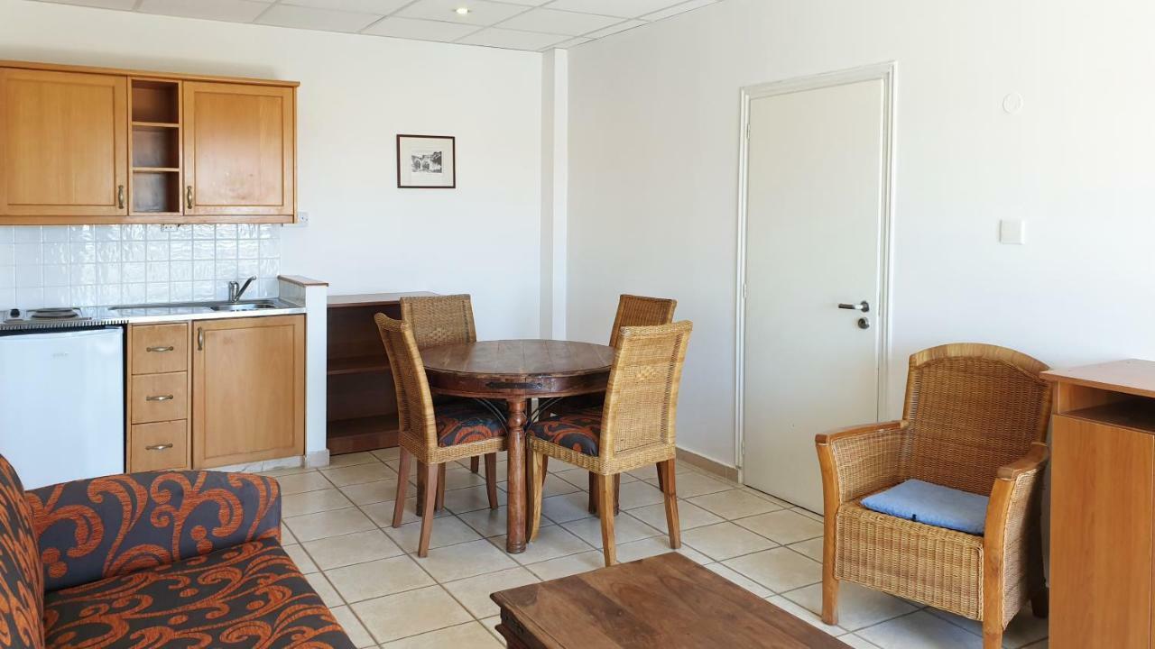Paramount Hotel Apartments Protaras Exterior photo