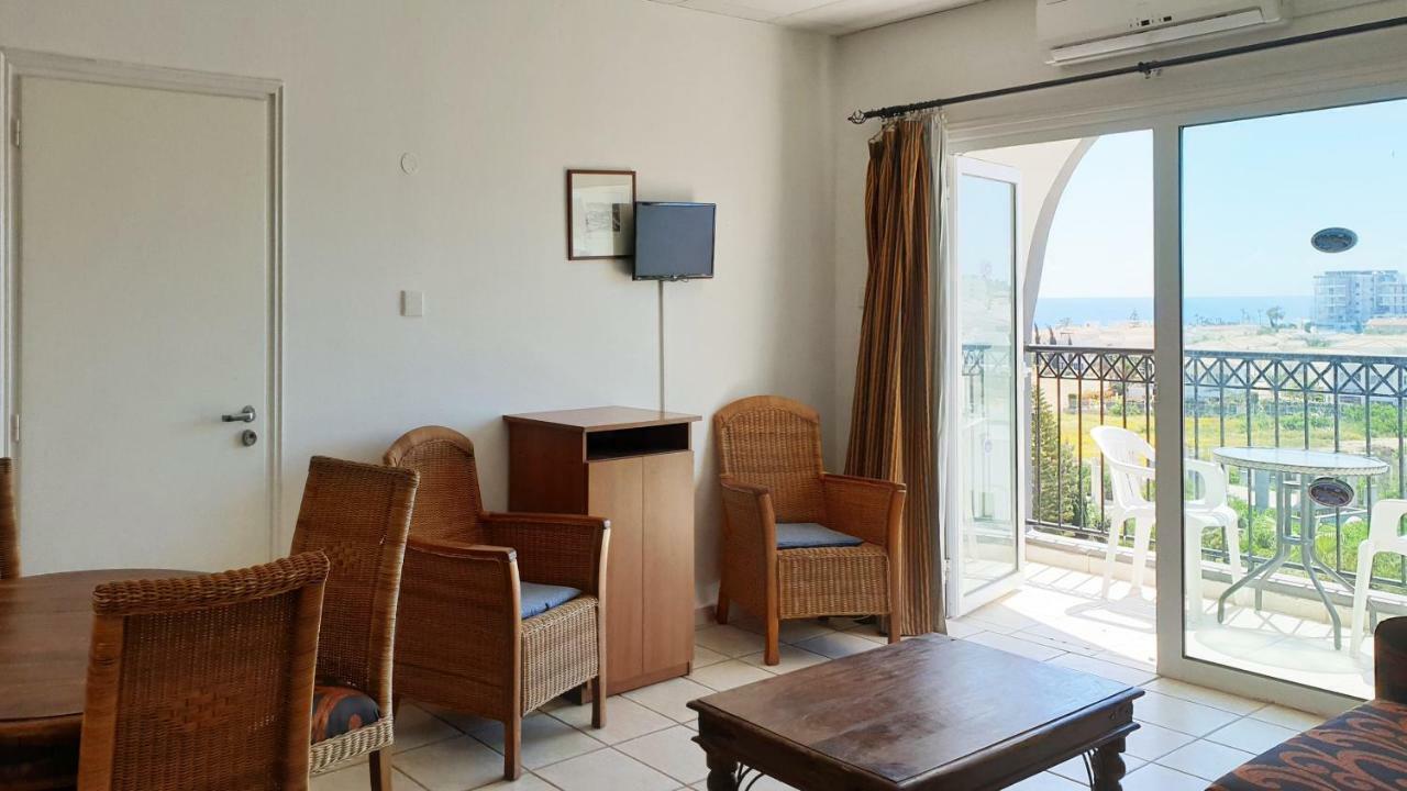 Paramount Hotel Apartments Protaras Exterior photo