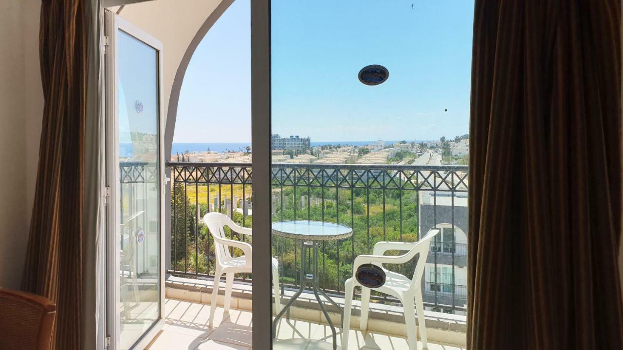 Paramount Hotel Apartments Protaras Exterior photo