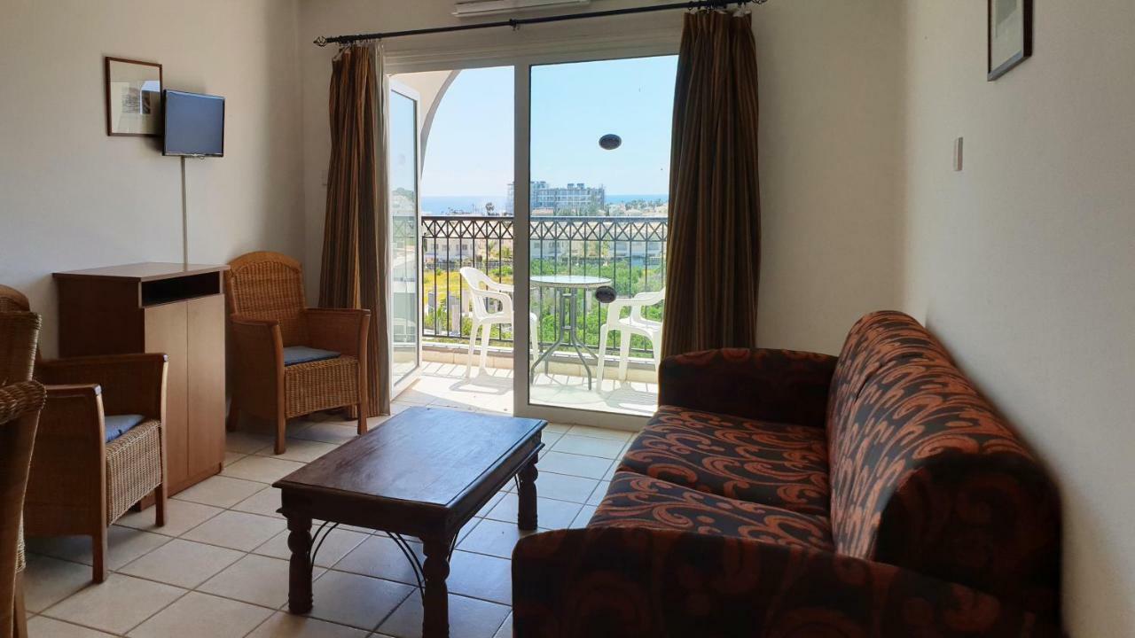 Paramount Hotel Apartments Protaras Exterior photo